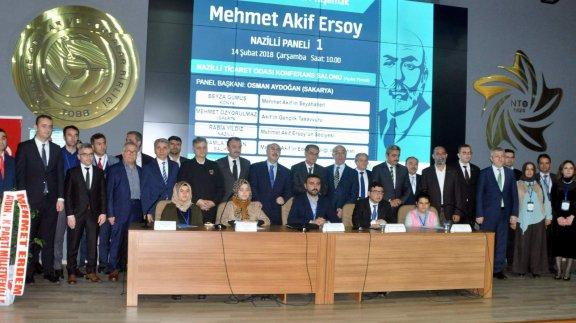 Anadolu Mektebi Yazar Okumaları Mehmet Akif Ersoy Paneli İlçemizde Yapıldı