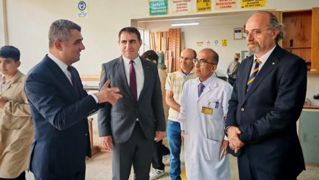 İl Müdürümüzden Mesleki ve Teknik Anadolu Lisesi Ziyareti